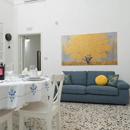 Holiday home Al Civico 6 *